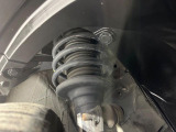 お車を安心してお乗りいただく為には、足回りの定期点検が欠かせません。サービスサポート(有償保証)では無料点検もご提供しており、安心のカーライフをお過ごしいただけるサポート体制が整っています。