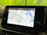 【メーカー純正ナビ】インテリアに溶け込むスタイリッシュな「専用設計」メーカーナビを装備♪視認性や操作性など基本性能にも優れ、より上質なカーライフをお楽しみいただけます。