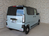 オプションになりますが、ボディーコーティングもご用意しております。新車の輝きに近づき、洗車などのお手入れも楽になりますよ。