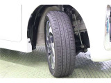 タイヤサイズ 165/55R15。