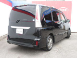 セレナ 2.0 ライダー ブラックライン 