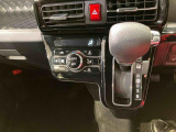 納車前にはプロのメカニックが、各部の点検を行います。ディーラーにしか出来ない品質、そしてサービスできっと満足していただけると思います!