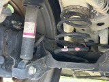 お車を安心してお乗りいただく為には、足回りの定期点検が欠かせません。サービスサポート(有償保証)では無料点検もご提供しており、安心のカーライフをお過ごしいただけるサポート体制が整っています。