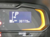 入庫時のメーター走行距離になります。また構内移動等により若干距離が伸びることがありますがご了承ください。