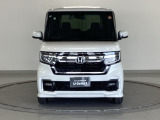 LEDヘッドライトを装備しています。LEDヘッドライトはとても明るく、雨の日や夜間走行も安全・安心です。