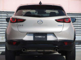 CX-3が本来持っている先鋭さを研ぎ澄ませながら、より魂動デザインを深化。上質さを磨き上げ、クオリティを追求したデザインを実現しました。