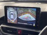 【パノラミックビューモニター】専用のカメラにより、上から見下ろしたような視点で360度クルマの周囲を確認することができます☆死角部分も確認しやすく、狭い場所での切り返しや駐車もスムーズに行えます。