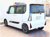 ご来店いただければ軽自動車からスポーツカー、1ボックスやセダンや輸入車などパソコンひとつで800台すべての在庫をご覧いただくことができます!