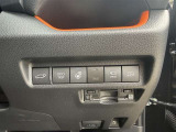 傷が目立ちやすいスイッチ周りですが、目立った傷はありません。