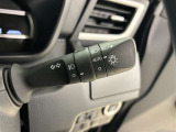 【オートライト】車外の明るさに応じて自動的にライトの点灯・消灯をしてくれます