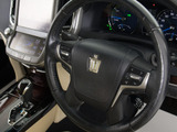 使いやすさや安全性を追求したステアリング周り!高級車ゆえにスイッチ類が多いのも特徴ですね!考え尽くされた配置ですぐに使いこなす事が出来ますのでご安心下さい!是非、体感してみて下さい!!
