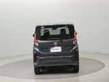 U-Carの販売だけでなく自動車保険、携帯電話の販売も行っております。