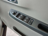 電動格納ミラーでよりコンパクトに!狭い駐車場でも安心です。