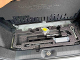 安全安心な走行のために、納車前には小さなクルマを知り尽くしたエキスパートが基本性能に関わる機能や状態を徹底的に点検しています。