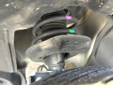 お車を安心してお乗りいただく為には、足回りの定期点検が欠かせません。サービスサポート(有償保証)では無料点検もご提供しており、安心のカーライフをお過ごしいただけるサポート体制が整っています。
