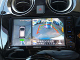 アラウンドビューモニターで車庫入れも安心です
