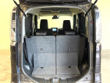 普段のお買い物や通勤、送迎等に十分な荷室スペースを確保しております。セカンドシートを倒すと、大きな荷物の積載も可能です♪