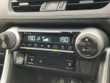 オートエアコン★温度を設定すれば車内を快適な温度に保ってくれます♪