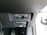 ETC車載器が付いています。ここも、あそこも、、最近はスマートインターチェンジも増えてきましたよね!最初から付いているので、お買い得^^
