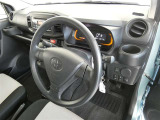 視界も広々で見晴らしの良い運転しやすいコックピットです。
