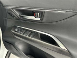 運転席のパワーシートはメモリー機能付き