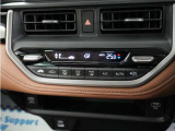 フルオートエアコン搭載。好みの温度に設定するだけで、風向や風量を自動でコントロール!いつでも快適な車内環境に。