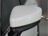 【ドアミラーウインカー】格好良さだけではなく対向車両からの視認性もよく安全に走行する為の安全装備のひとつです。