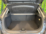 後席を格納すると、これだけの広さが!シーンに合わせたシートアレンジで、大きな荷物も積むことが出来ます♪