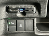 ビルトインタイプの【ETC】で見た目もスッキリ。高速道路の利用にとても便利です。