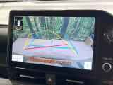 【バックカメラ】駐車時に後方がリアルタイム映像で確認できます。大型商業施設や立体駐車場での駐車時や、夜間のバック時に大活躍!運転スキルに関わらず、今や必須となった装備のひとつです!
