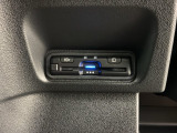 いまや快適なカーライフに欠かせないETCが付いています。