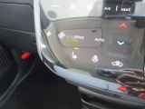 運転席にはヒーター機能がありますので冷え込む季節も快適に過ごせますよ