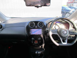 ノートの運転席廻りになります。