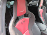 NISMO専用チューニングRECARO製スポーツシート〈前席〉