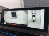 フロントカメラは運転席よりも前の視界を確保することで事前に危険を予知し、事故や衝突を防ぎます。
