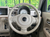 【純正革巻きステアリング】上質な革を使用することで、手にしっかり馴染みとても運転しやすいハンドルです♪