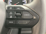 当店ではauも取り扱っております。お車と一緒にau携帯の機種変更も可能です♪また、自動車保険も取り扱っております。車の支払いと自動車保険の支払いをまとめてお支払い可能なプランもあります♪