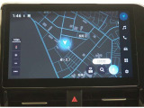 ディスプレイオーディオ(コネクティッドナビ対応)PLUS搭載。T-Connectご契約で2027年2月まで無償で利用できるナビ(期限到来後は有償)と、解約後も利用できる車載ナビが搭載されています。