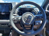 インテリアに合わせたデザインです。運転される方のことも考え、運転しやすい形状、大きさです!実際に触ってお確かめください!