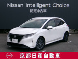日産のコンパクトカー、ノート S(1.2e-POWER)です。車内も広く、小回りが効き、運転し易い車です。