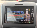 バックカメラも付いています! 運転が不慣れな方でも安心して駐車が可能です!