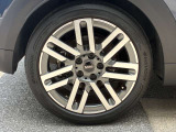 【MINI NEXT 延長保証】「MINI NEXT 延長保証」は、「MINI NEXT2年」保証付車両をご購入いただいたオーナーの皆様に、より快適なMINI ライフを楽しんでいただくためのサポートプログラムです。