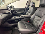 【車内ルームクリーニング済】専門スタッフにより車内はきれいにルームクリーニングを行っております。
