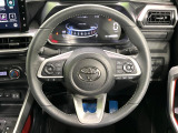 【純正革巻きステアリング】上質な革を使用することで、手にしっかり馴染みとても運転しやすいハンドルです♪
