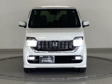 LEDヘッドライトを装備しています。LEDヘッドライトはとても明るく、雨の日や夜間走行も安全・安心です。