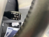 【クルーズコントロール】高速道路もラクラク走行。アクセルを離しても一定速度で走行ができ、長距離運転時の負担を軽減!加速・減速も簡単なスイッチ操作で調整できます。