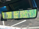 【デジタルインナーミラー】カメラが撮影した車両後方の映像をルームミラー内に表示。クリアな視界で状況の確認が可能です!※ドラレコ機能ご利用には別途SDカードをご用意いただく場合があります。