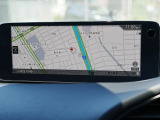 マツダコネクトの10.25インチワイドセンターディスプレイです。『Android Auto』『Apple CarPlay』や独自のコネクテッドサービスに対応したインターフェイスシステムです。