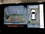 バックモニター付きなので車庫入れもラクラクです♪