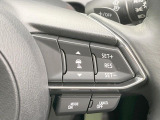 【マツダ・レーダークルーズコントロール】高速道路での長距離走行が楽に!自動で速度を保つクルーズコントロールが、衝突軽減システムと連携し、前方の車両を感知して車間を保つように速度調節してくれます!!